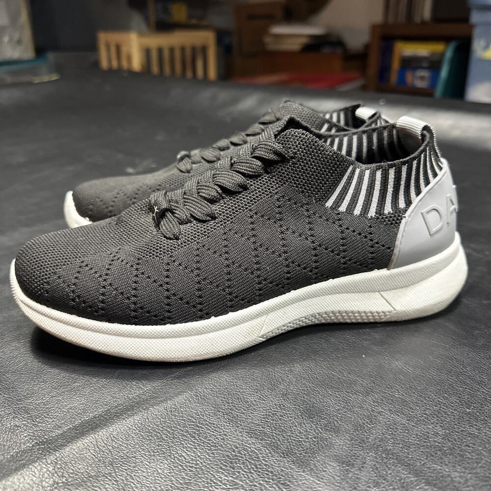 Danskin Success Lace Up Shoes Black White Womens Memory Foam Size 6 FW066 875